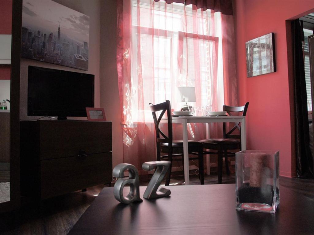Apartament Loger A La Madeleine La Madeleine  Zewnętrze zdjęcie