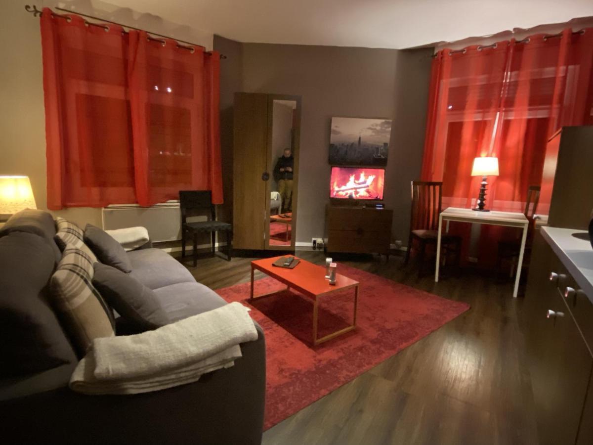 Apartament Loger A La Madeleine La Madeleine  Zewnętrze zdjęcie